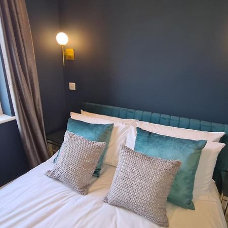 The Loughborough - Elegant, Glamourous Boutique 1 Bed, Central Труро Екстериор снимка