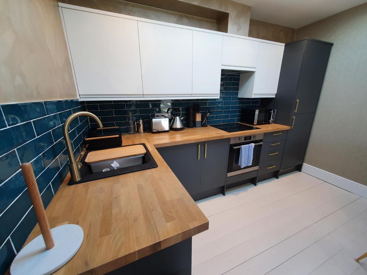 The Loughborough - Elegant, Glamourous Boutique 1 Bed, Central Труро Екстериор снимка