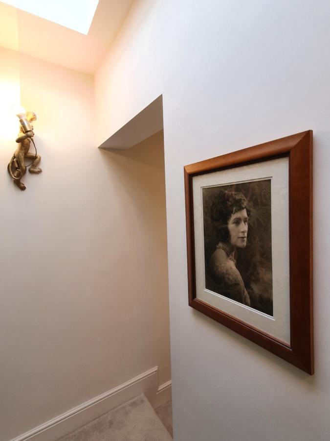 The Loughborough - Elegant, Glamourous Boutique 1 Bed, Central Труро Екстериор снимка