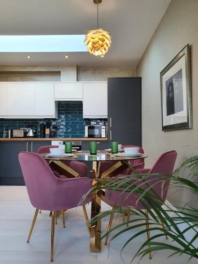 The Loughborough - Elegant, Glamourous Boutique 1 Bed, Central Труро Екстериор снимка